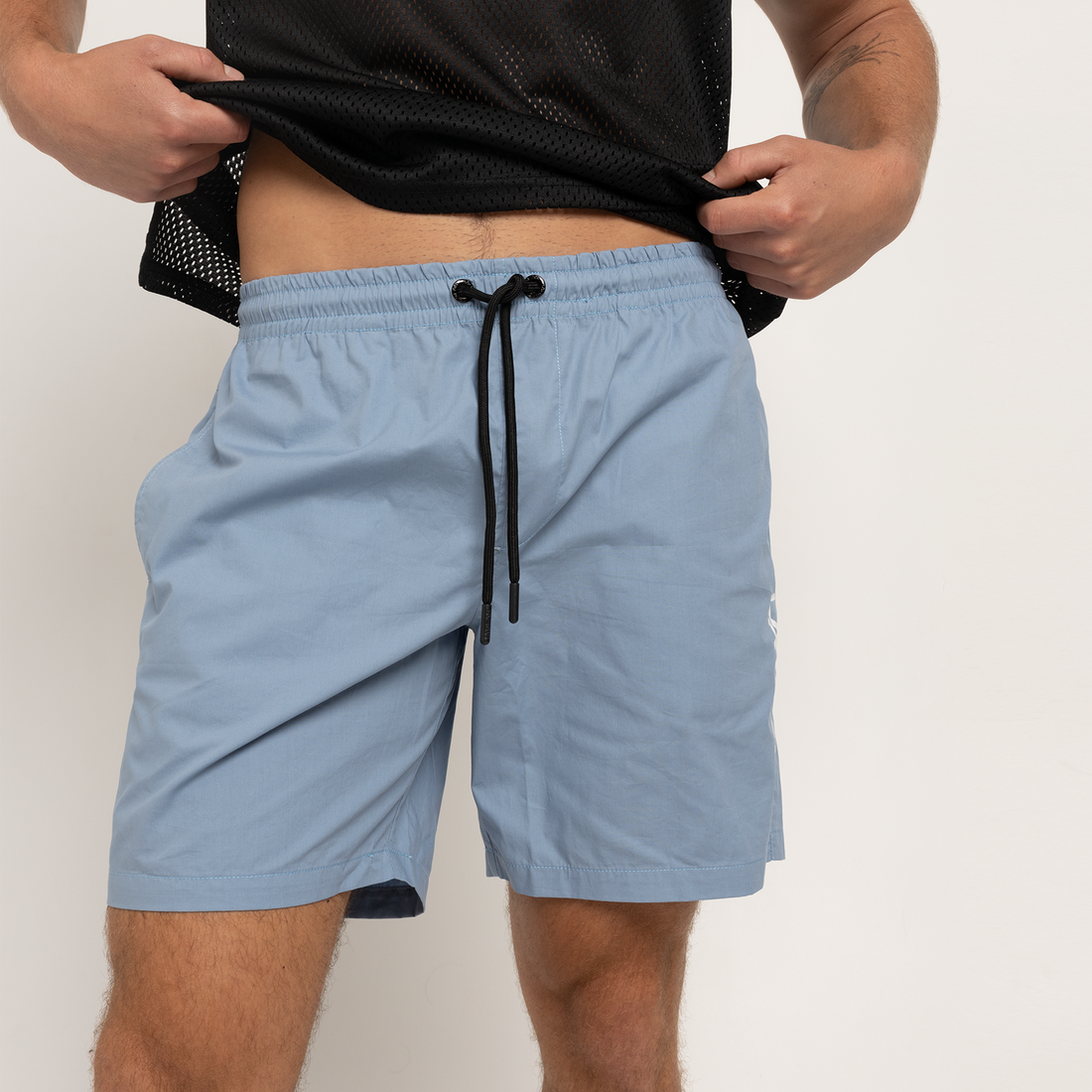 MENS ESSENTIAL SHORT SLATE BLUE